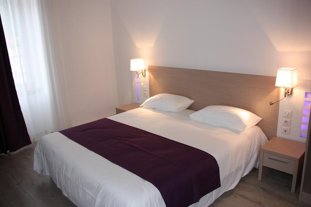 Hotel Terranostra Tarascon-sur-Ariège Buitenkant foto