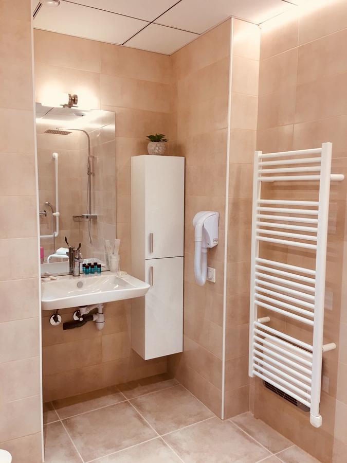 Hotel Terranostra Tarascon-sur-Ariège Buitenkant foto